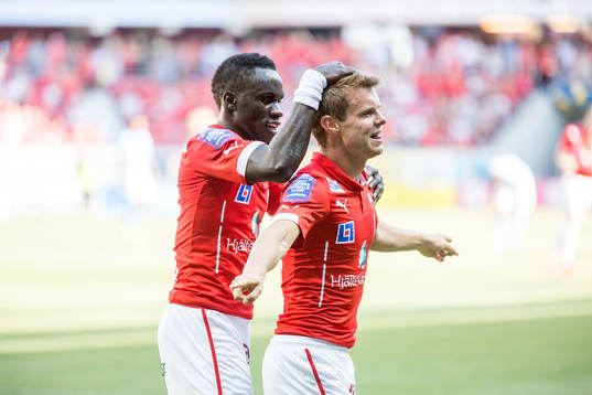 Kalmars Måns Söderqvist jublar