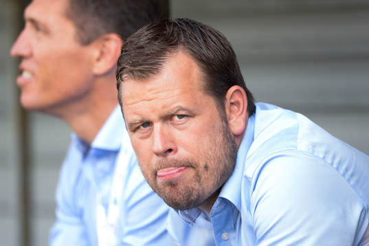 IFK Göteborgs tränare Mikael Stahre och i bakgrunden sportchef Mats Gren