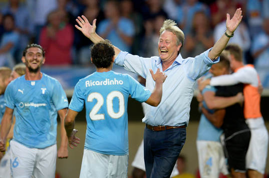 Malmö FFs tränare Åge Hareide jublar med Ricardo Ferreira Da Silva