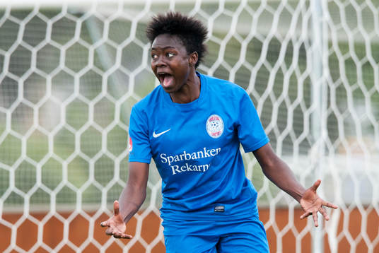 Eskilstunas Gaelle Enganamouit i matchen i damallsvenskan mellan Kristianstad och Eskilstuna i Kristianstad 16 augusti 2014.