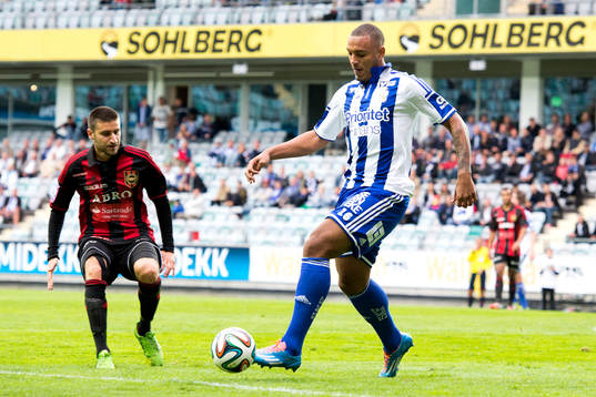 IFK Göteborgs Kenneth Zohore och Brommapojkarnas Gabriel Özkan