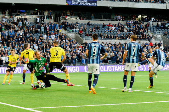 Djurgårdens Aleksander Faltsetas gör 1-0