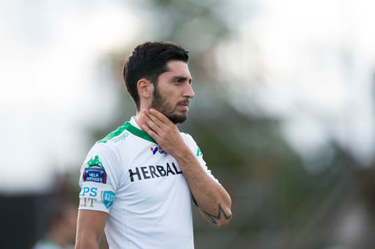  Hammarbys Nahir Besara i matchen i Superettan mellan Ängelholm och Hammarby 18 augusti 2014.