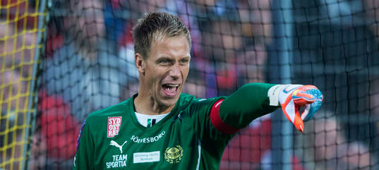 Mjällbys Mattias Asper i matchen i allsvenskan mellan Mjällby och Helsingborg i Hällevik 22 augusti 2014.