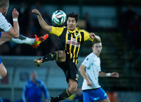 IFK Hässleholms Diego Delgado i matchen i division 3 mellan IFK Hässleholm och IFK Osby i Hässleholm augusti 2014.
