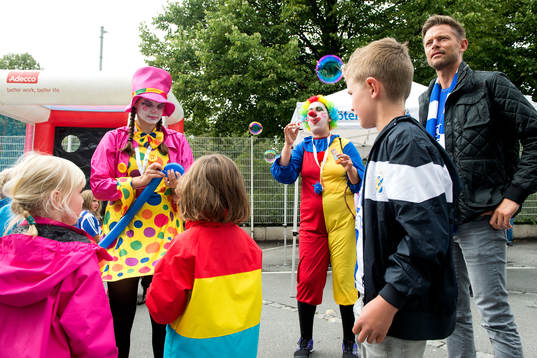 Clowner innan fotbollsmatchen i Allsvenskan mellan IFK Göteborg och Kalmar den 31 augusti 2014 i Göteborg.