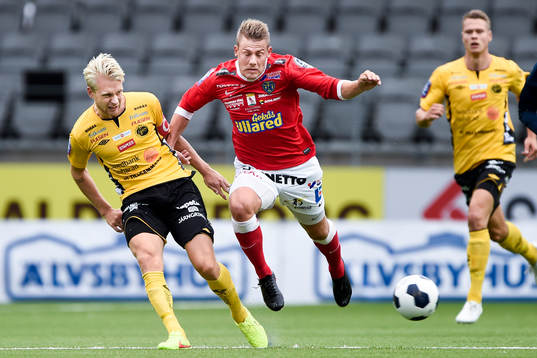 Elfsborgs Johan Larsson och Falkenbergs Patrik Ingelsten
