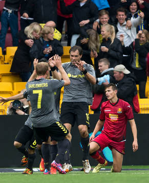  [DK=20140831: Thomas Kahlenberg, BIF og målscorer til 0-1 Johan Elmander, BIF jubler] [UK=20140831: Thomas Kahlenberg, BIF Johan Elmander, BIF]