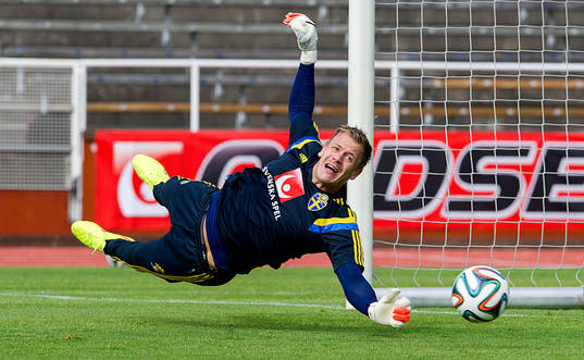 Sveriges målvakt Johan Dahlin 