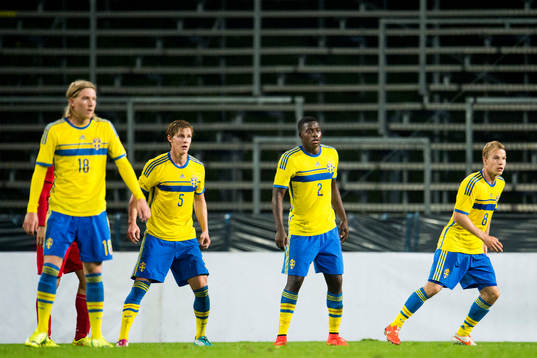 Sveriges Simon Kroon, Emil Krafth, Isak Ssewankambo och Oscar Lewicki