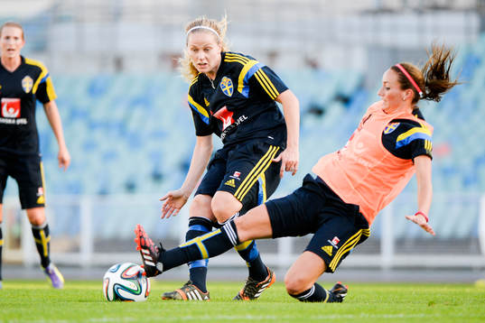 Lisa Dahlqvist och Kosovare Asllani