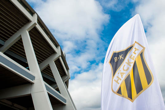 Nya Ullevi och en häckenflagga innan fotbollsmatchen i Allsvenskan mellan Häcken och Malmö FF den 13 september 2014 i Göteborg.