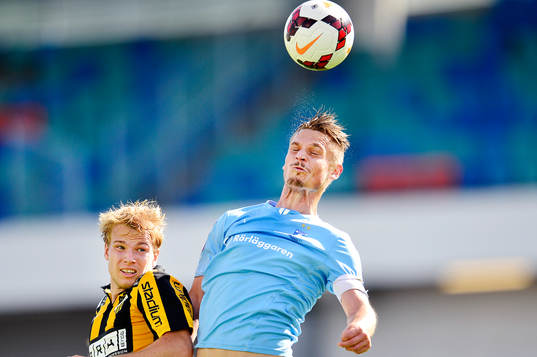 Häckens Oscar Lewicki och Malmö FFs Markus Rosenberg