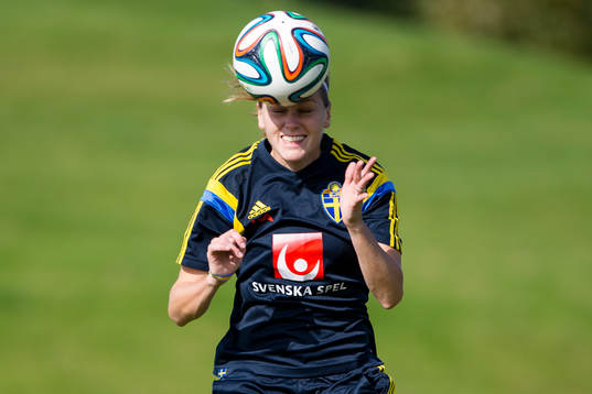 Lisa Dahlkvist nickar