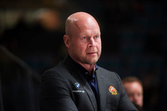 Almtunas assisterande tränare Marcus Ragnarsson