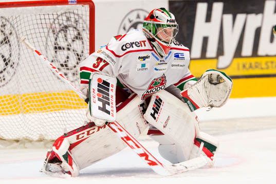 Modos målvakt Adam Reideborn