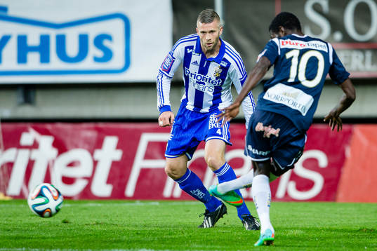 IFK Göteborgs Kjetil Waehler mot Gefles Dioh Williams