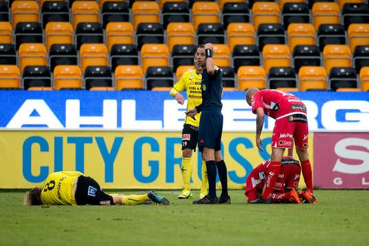 Mjällbys Robin Strömberg krockade med Elfsborgs Adam