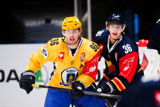 Zlins Jaroslav Balastik och Djurgårdens Philip Holm