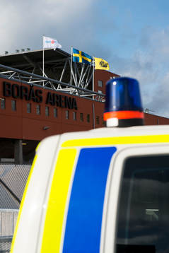 Blåljus på polisbil utanför Borås arena innan fotbollsmatchen i Allsvenskan mellan Elfsborg och AIK den 28 september 2014 i Borås.