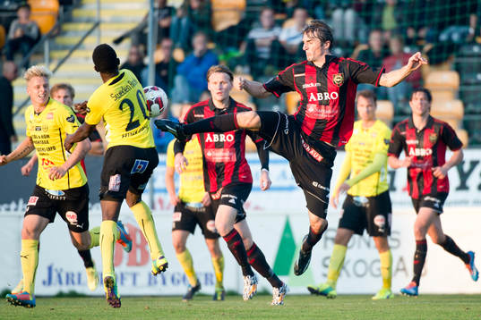 Mjällbys Kwame Bonsu och Brommapojkarna Jesper Karlström