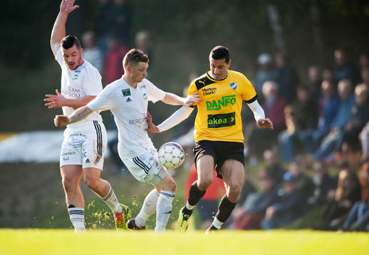 IFK Malmös Mohamed Ramadan  i matchen i division 3 mellan Österlen och IFK Malmö i Skillinge 5 oktober 2014.