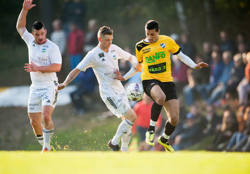  IFK Malmös Mohamed Ramadan i matchen i division 3 mellan Österlen och IFK Malmö i Skillinge 5 oktober 2014.