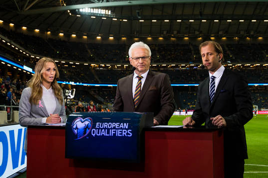 s studio innan fotbollsmatchen i EM-kvalet mellan Sverige och Ryssland den 9 oktober 2014 i Stockholm.