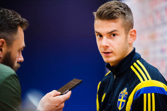 Sveriges Alexander Kacaniklic träffar media