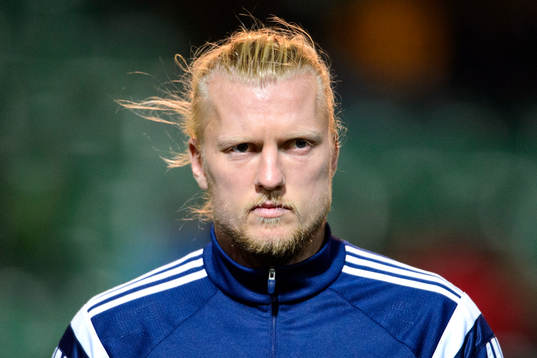 Husqvarnas Robin Cederberg vid lineup innan fotbollsmatchen