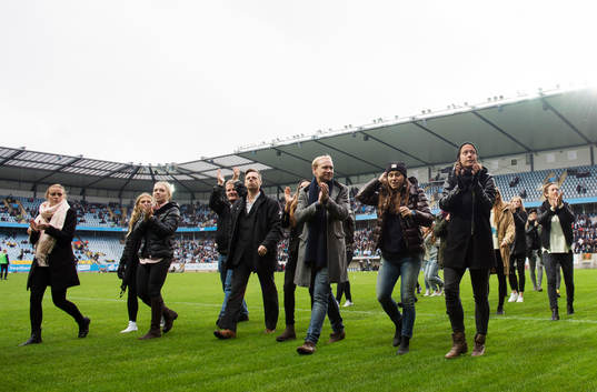 Elin Rubensson, tränare Markus Tilly, Ramona Bachman och