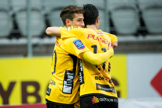 Elfsborgs Arian Kabashi jublar