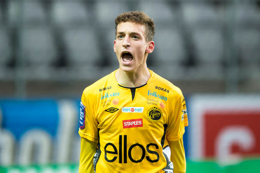 Elfsborgs Arian Kabashi jublar