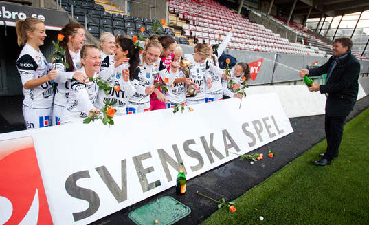 Sirius vinner finalen och prisutdelare är Svenska spels VD