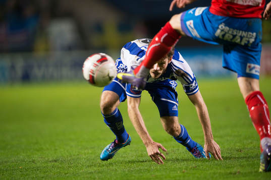  IFK Göteborgs Emil Salomonsson  i matchen i allsvenskan i fotboll mellan Helsingborg och IFK Göteborg i Helsingborg 27 oktober 2014.