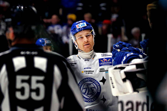 Leksands Jens Bergenström jublar