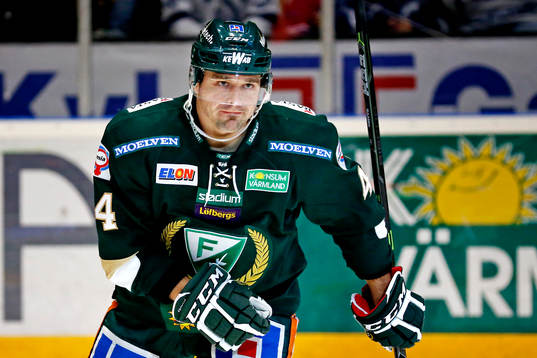 Färjestads Milan Gulas firar