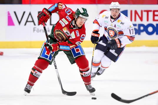 Frölundas Anton Axelsson och Växjös Alexander Johansson