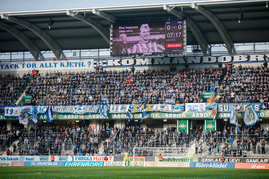 Klas Ingesson hedras