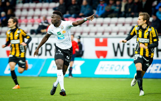Örebros Alhassan Kamara gjorde hattrick mot Häcken