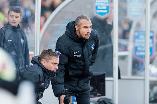 Falkenbergs tränare Henrik Larsson