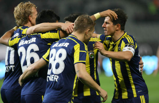  Turkey super league derby match between Besiktas and Fenerbahce at Ataturk Olympic Stadium in Istanbul on November 02, 2014.Pictured: Fenerbahce players celebrates after goal. ( Dirk Kuyt, Alper Potuk, Caner Erkin, Emre Belozoglu )
