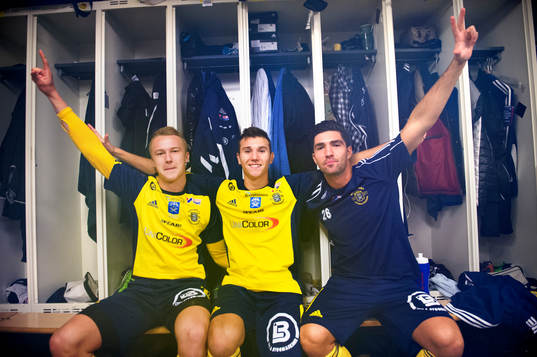 Ängelholms Christian Ljungberg, Michael Baggner och Robert Mirosavic firar