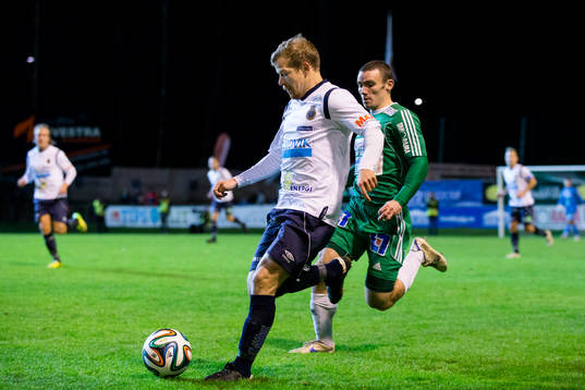 Gefles Jonas Lantto steget före Ljungskiles James Sinclair