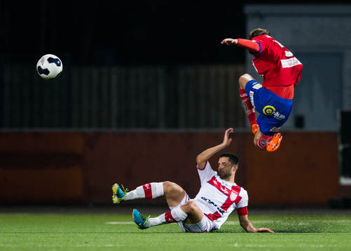 Örgrytes Carl Hawunger och Assyriskas David Durmaz