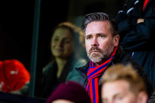 Östers ordförande Sven Johannesson på läktaren