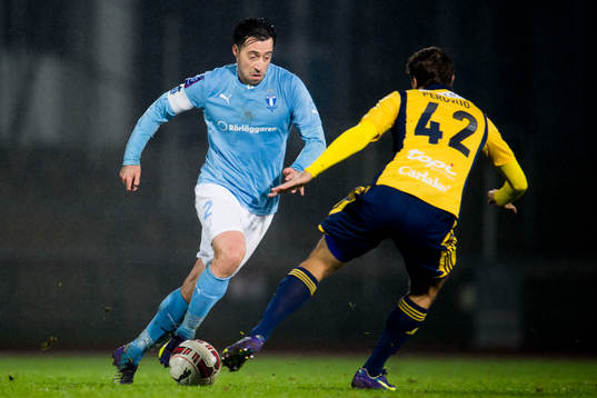 Malmö FFs Matias Concha och Helsingfors Joel Perovuo