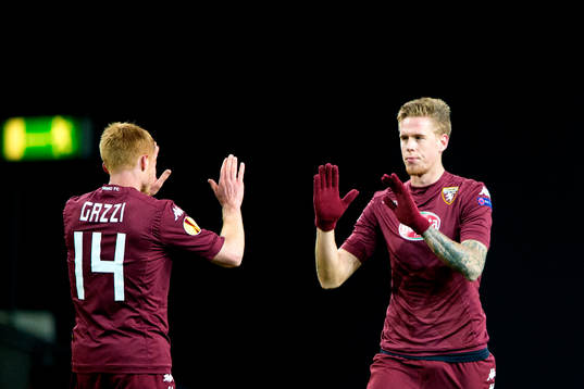 Torinos Pontus Jansson och Alessandro Gazzi firar