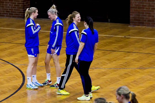 Sveriges Jenny Alm, Anna-Maria Johansson och Linnea
