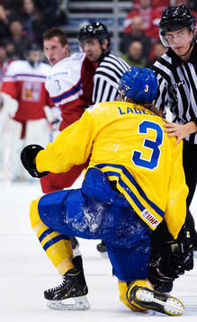 Tjeckiens Jan Kostalek och Sveriges William Lagesson hålls